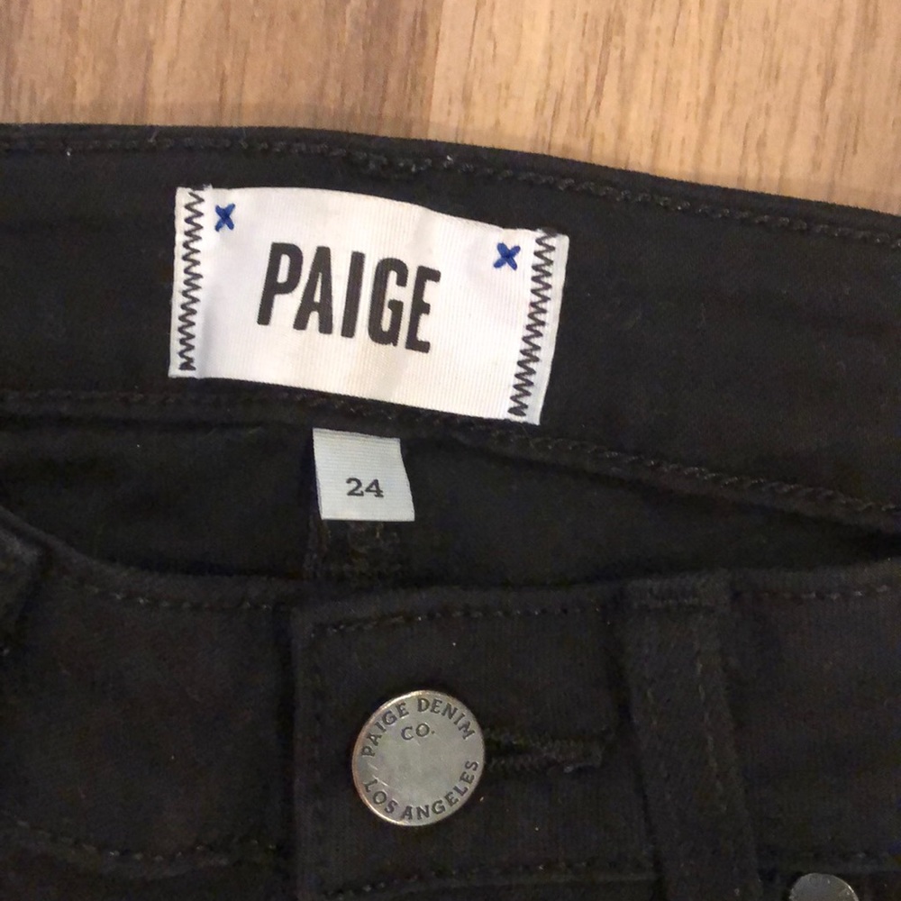 Paige solid black - Picture 2 of 3